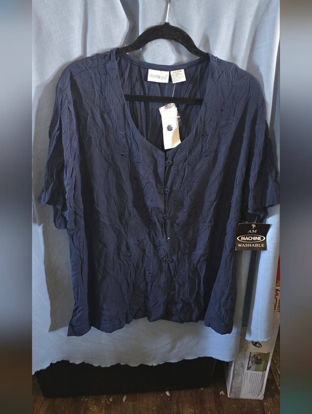 Fashion BUG Navy Button-Front Floral Embroidery Blouse